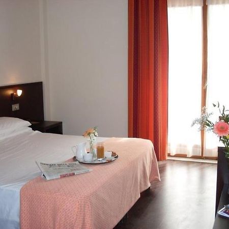 Hotel Isola Di Lauria Lauria Inferiore Ruang foto