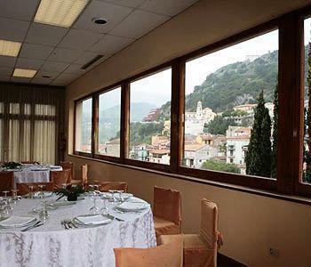 Hotel Isola Di Lauria Lauria Inferiore Bagian luar foto